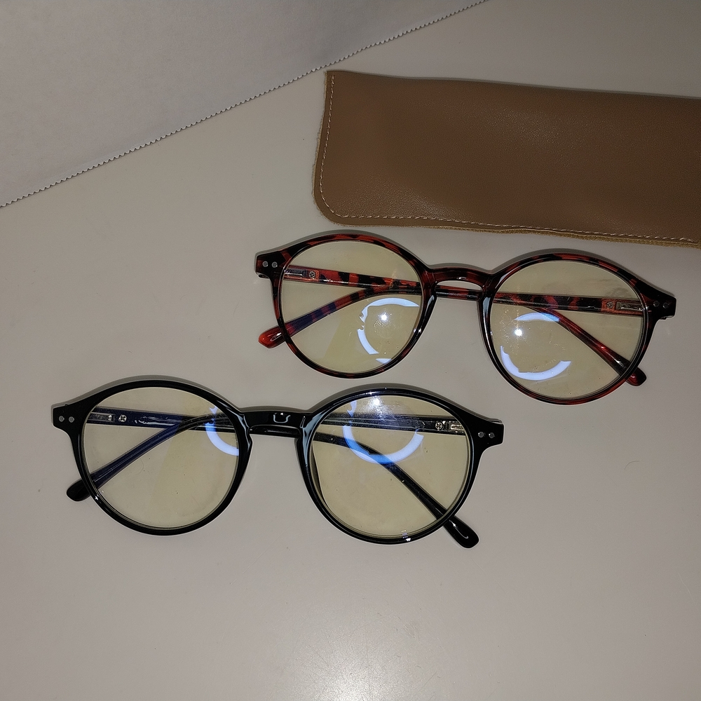 Stylish Round Glasses Set - Black and Tortoiseshell